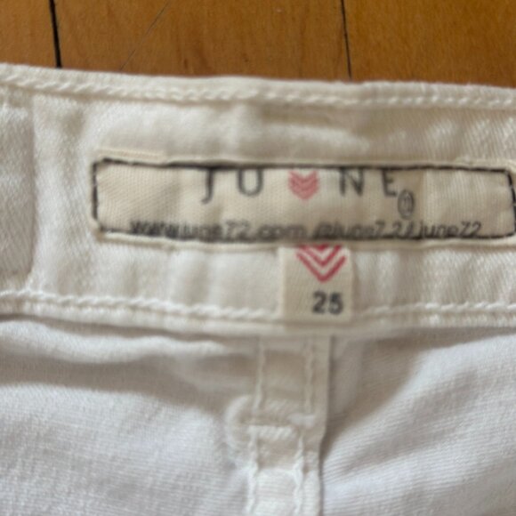 June 7.2 short shorts — denim - Picture 3 of 4